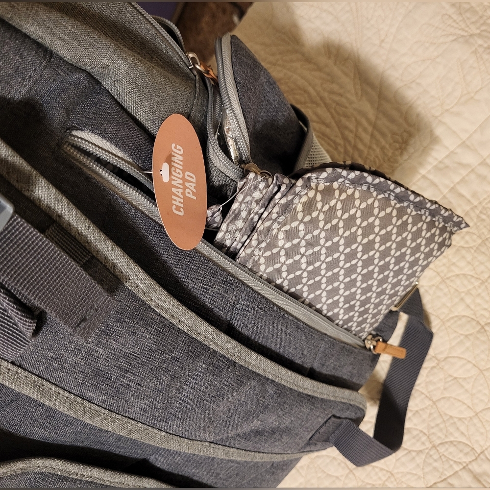 NWT Graco Diaper Bag - Picture 4 of 4